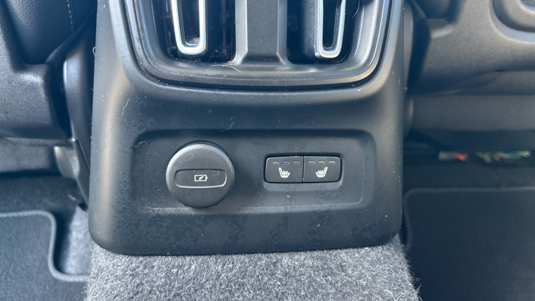 Volvo Xc40 1.5 T5 Recharge PHEV Inscription Pro 5dr Auto Estate